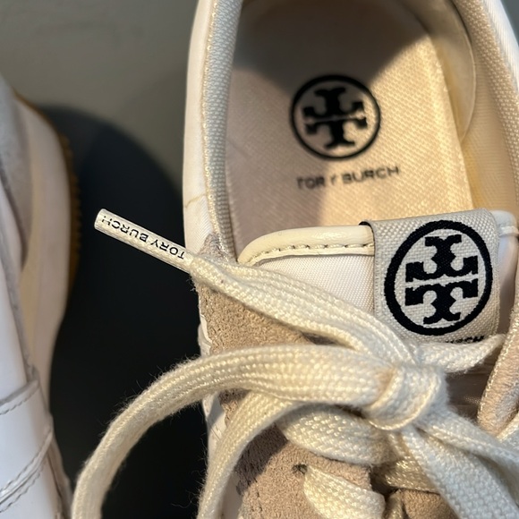 Tory Burch Hank Sneaker in Snow White Beige - Picture 5 of 9